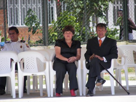 PILAR AVENDAÑO (rectora)